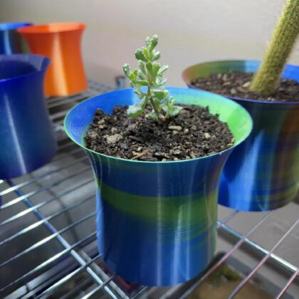 Cylindrical Plant Pot with Dish