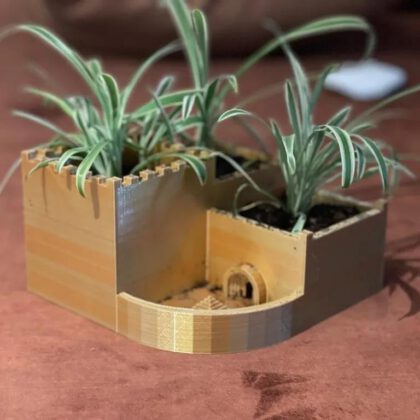 Oriental castle planter