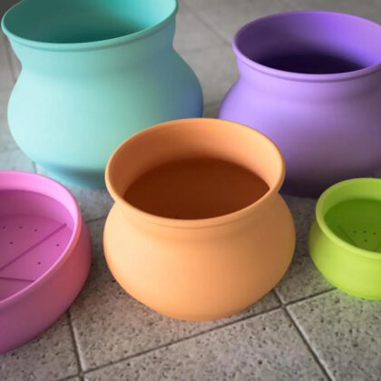 Classic Curved Flower Pot in Various Sizes