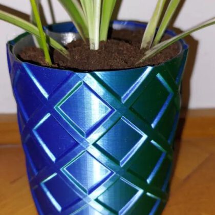 Self watering planter vase mode