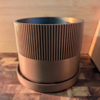 Chamfered Gear Planter