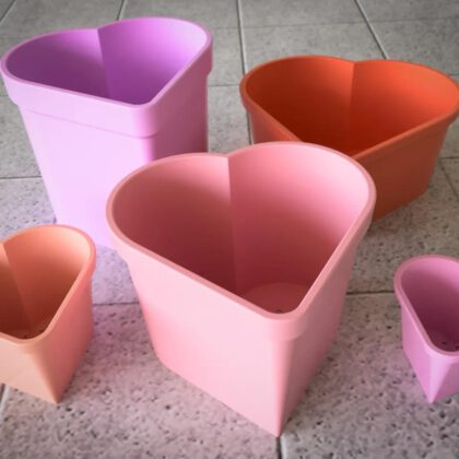 Flower Pot in Heart Shape - Various Sizes