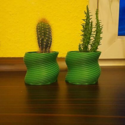 Vase / Planter