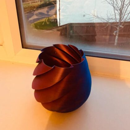 spiral vase/plant pot