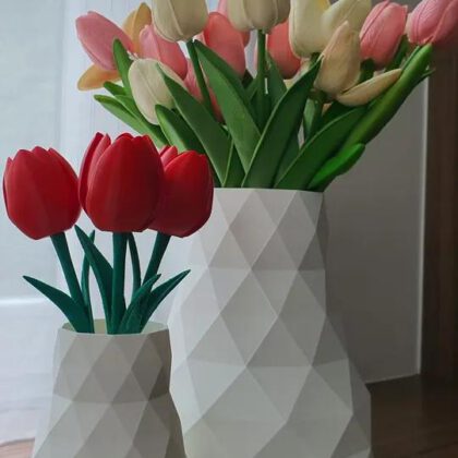 Lowpoly Vase - 2 sizes