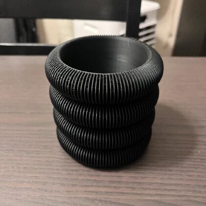 Circular Fins Pen Holder