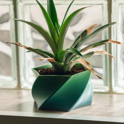 6 Sided Spiral Vase