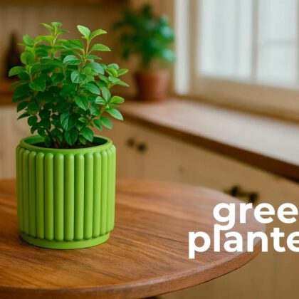 Green ribbed planter