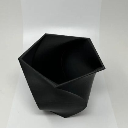 Pentagon Twist Pot and Plate