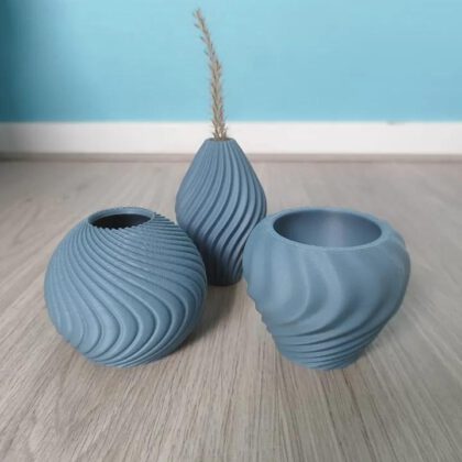3 Simple Vases